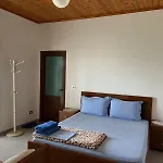 Guest House Emiljos Flamur